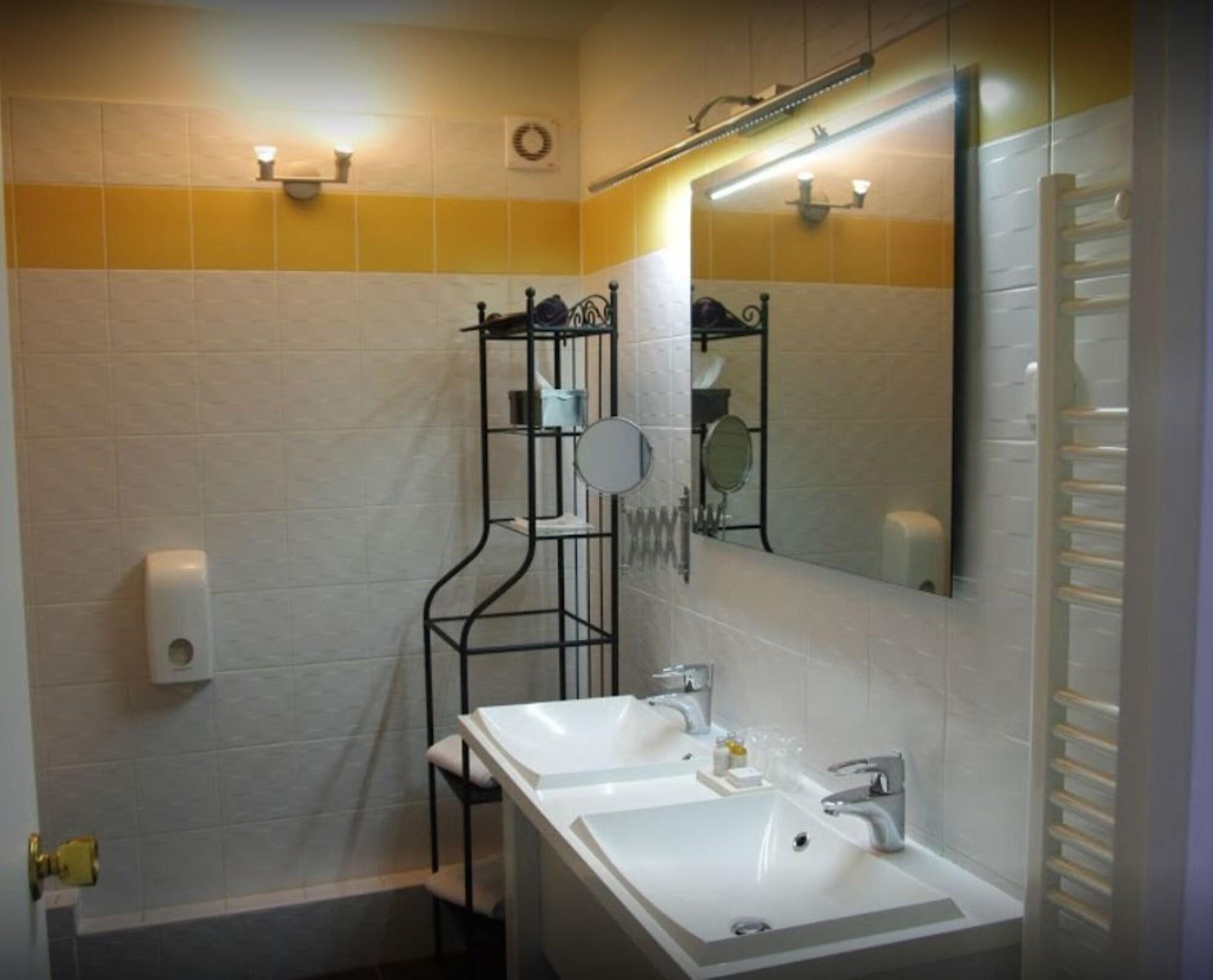 Best Western Blanche De Castille Dourdan Dış mekan fotoğraf