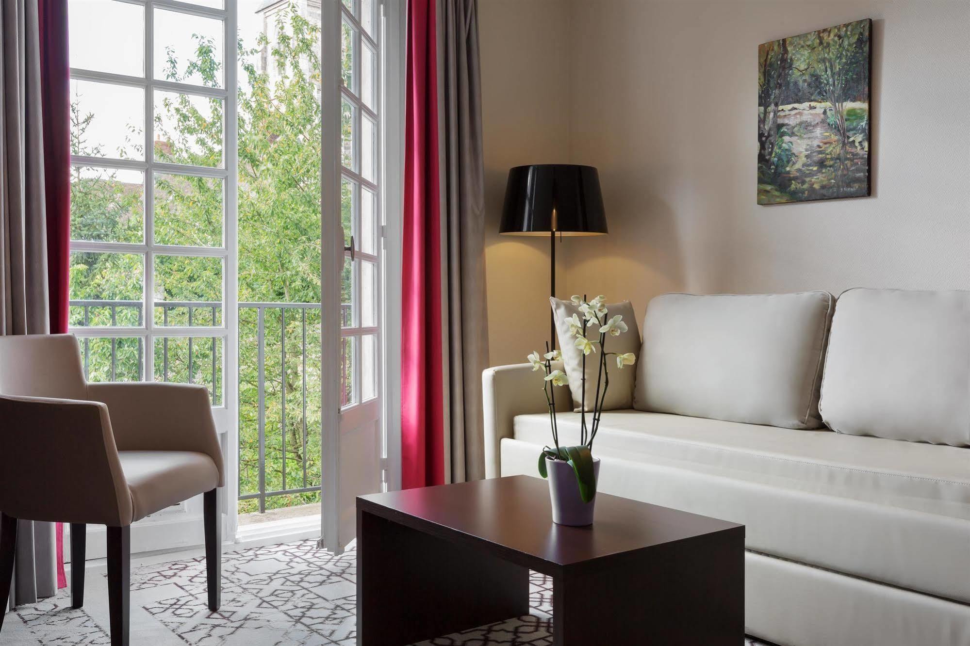 Best Western Blanche De Castille Dourdan Dış mekan fotoğraf